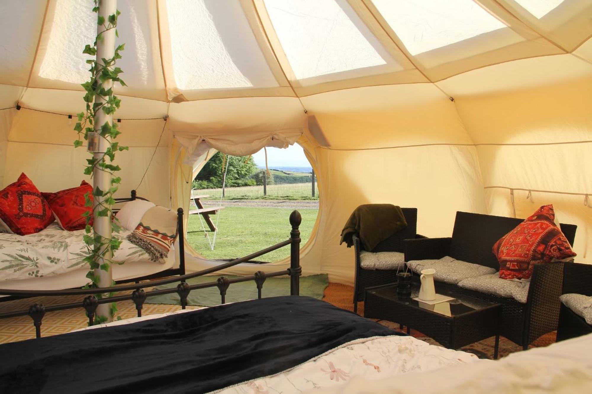 Tal-Y-Fan Farm 6M Stargazer Tent ブリジェンド エクステリア 写真