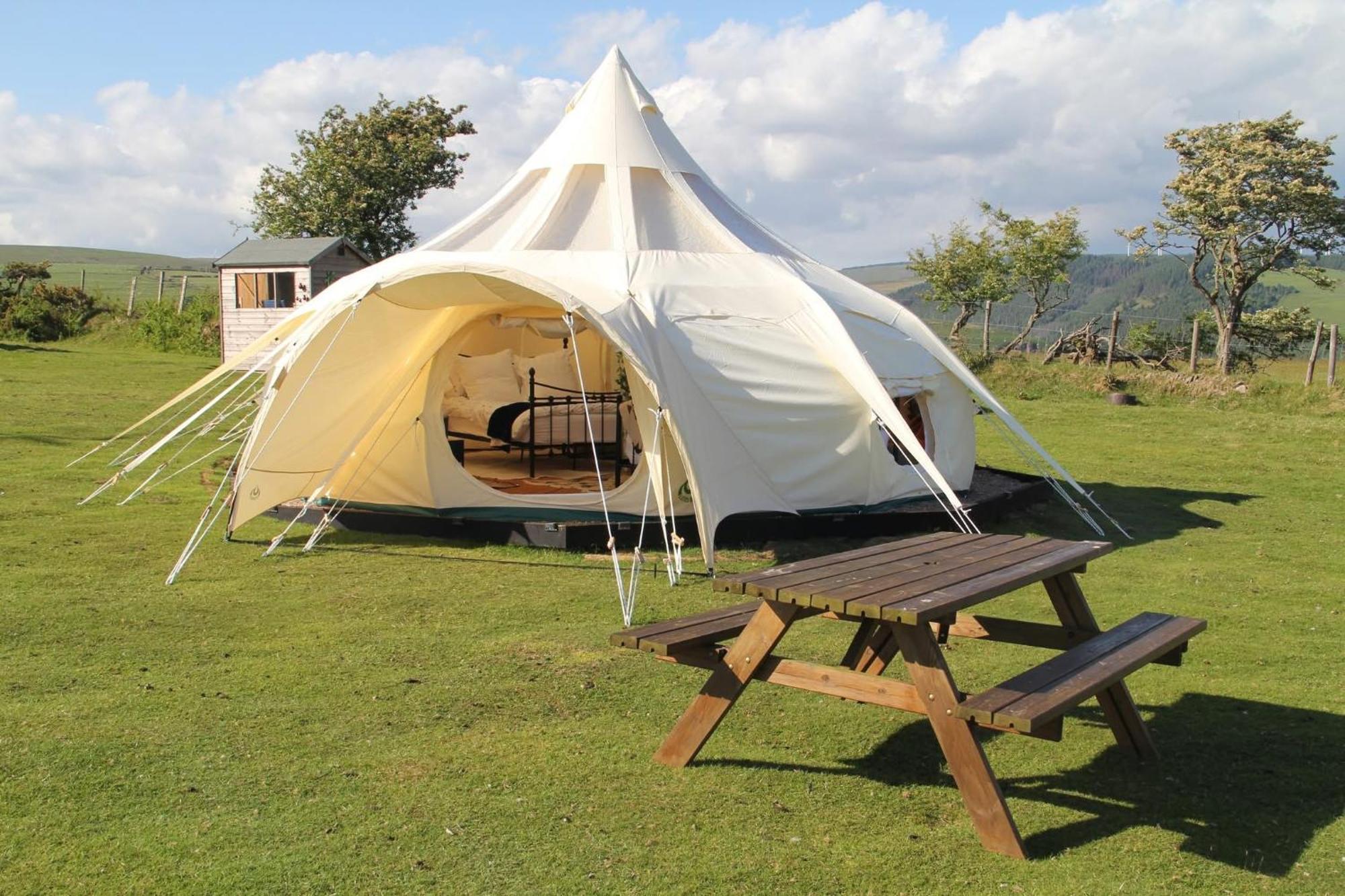 Tal-Y-Fan Farm 6M Stargazer Tent ブリジェンド エクステリア 写真